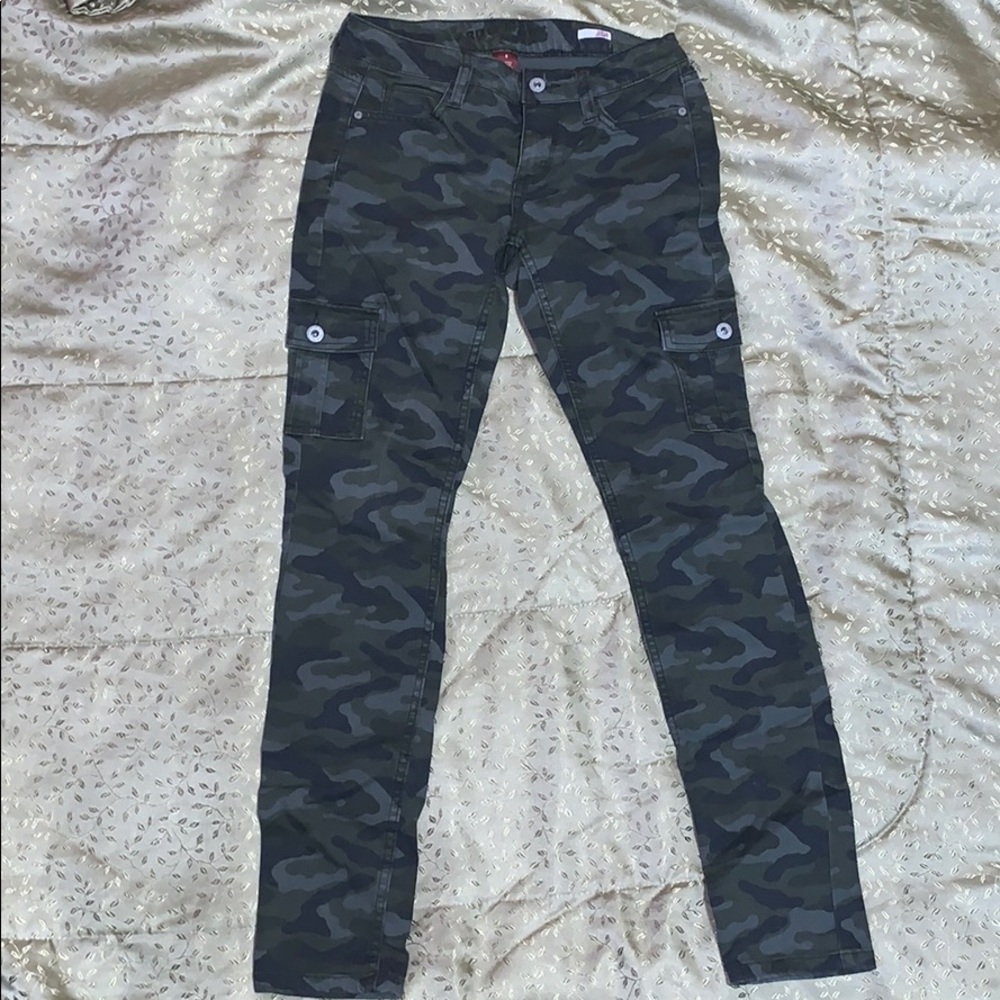 jeans